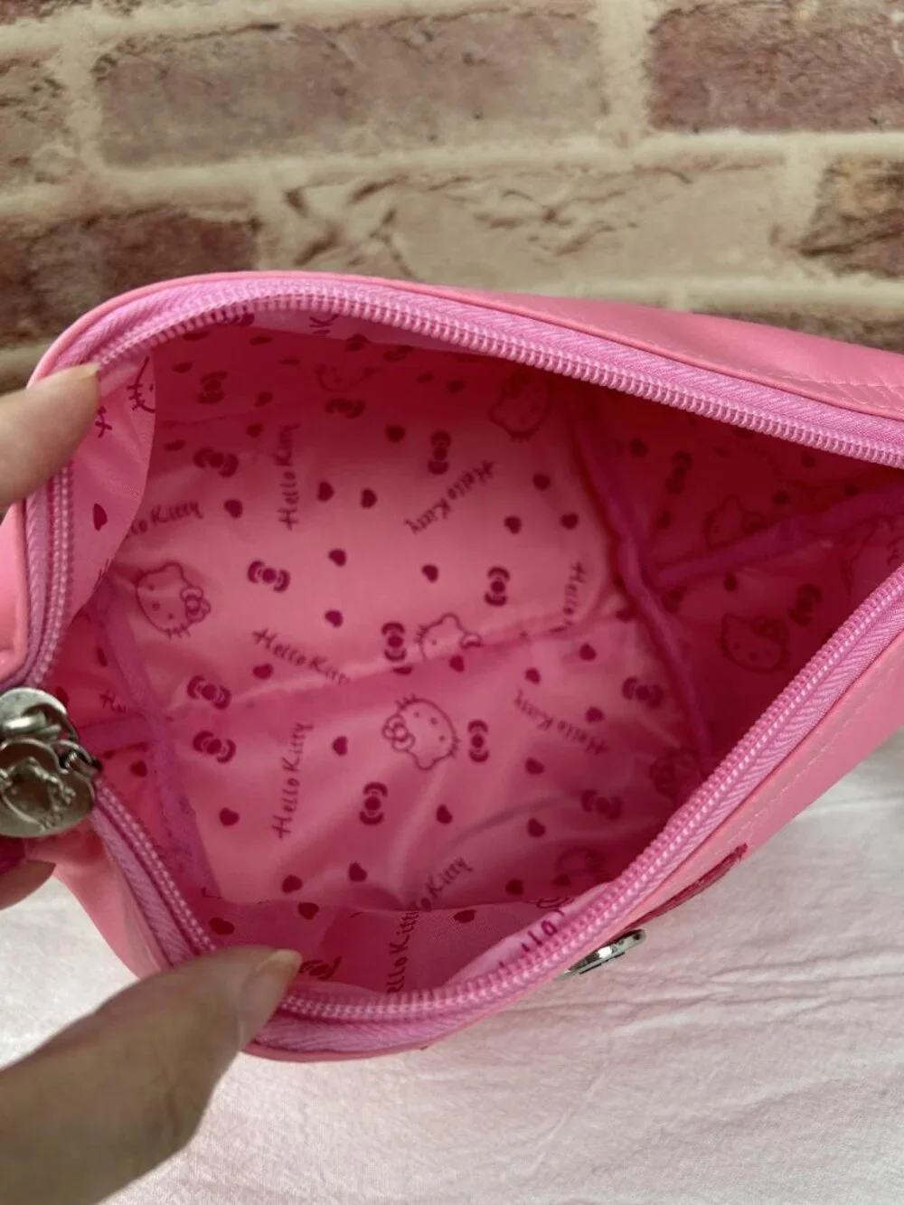 Hello Kitty MAKEUP BAG